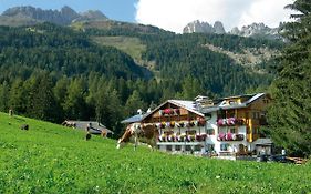 Hotel Gran Mugon